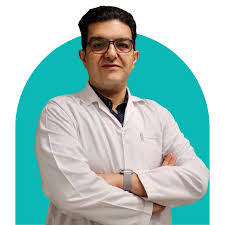 دکتر افشین شادمهر جراح اورولوژی در کیش
