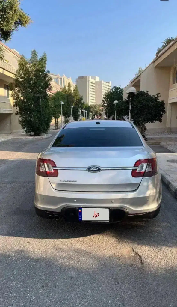 اجاره فورد تاروس