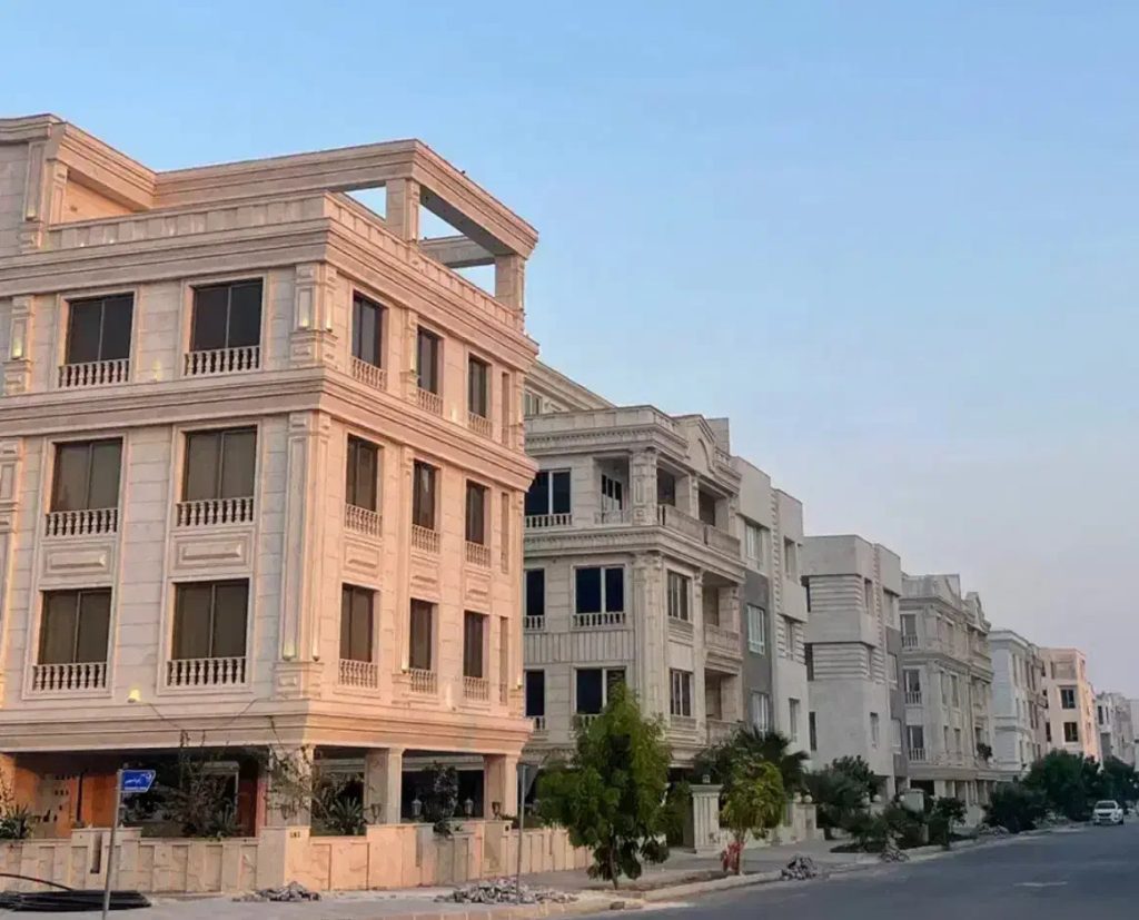 فروش آپارتمان ۱۲۷ متری سه‌خوابه در کیش، خ نگین جنوبی