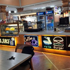 کافی‎‌شاپ ماها