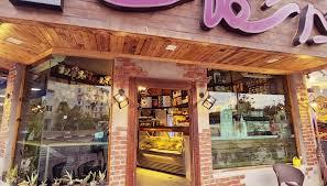 کافی شاپ امیر چاکلت