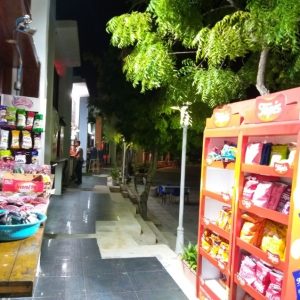 بوفه مواد غذایی کیشکا