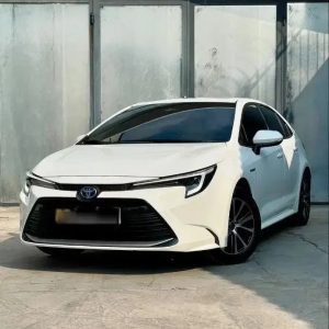 اجاره خودرو تویوتا لوین