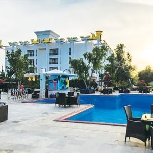 کافی‌شاپ استخر هتل داریوش