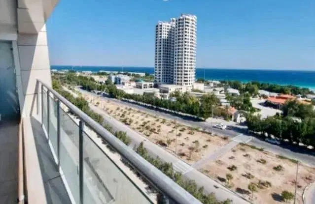 فروش آپارتمان ۷۸ متری یک‌خوابه در برج روما دید کامل دریا