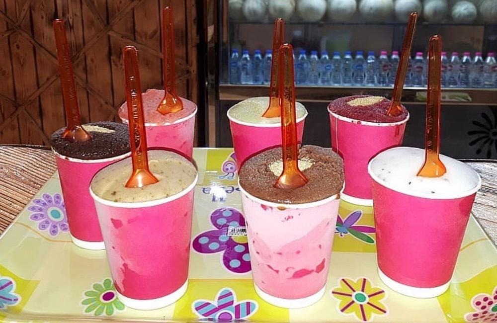 آبمیوه و بستنی میوه یخی خمام
