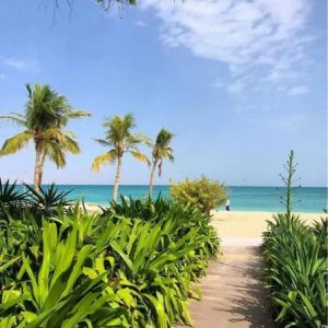 فروش آپارتمان ۱۲۷ متری دوخوابه در پرشین ساحلی